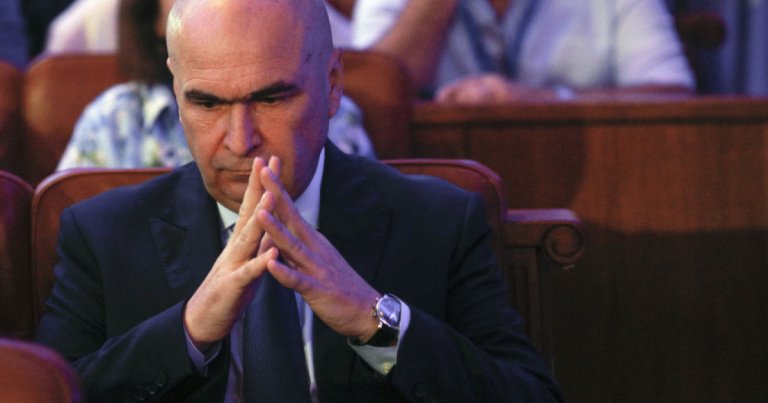 Bolojan a cerut amânarea jaloanelor din PNRR referitoare la pensiile speciale, în urma deciziei CCR; funcționarii UE nu au acceptat (surse)