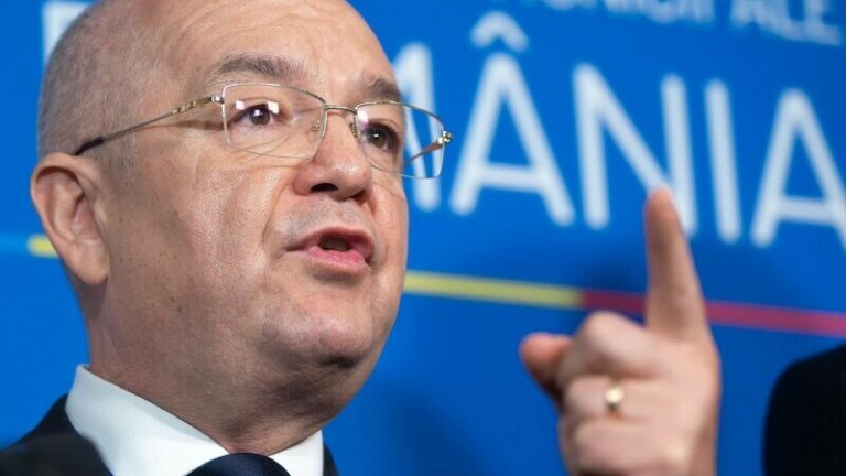 Vlad Voiculescu, ex-ministrul Sănătăţii, preia rolul de consilier onorific al primarului Nicuşor Dan