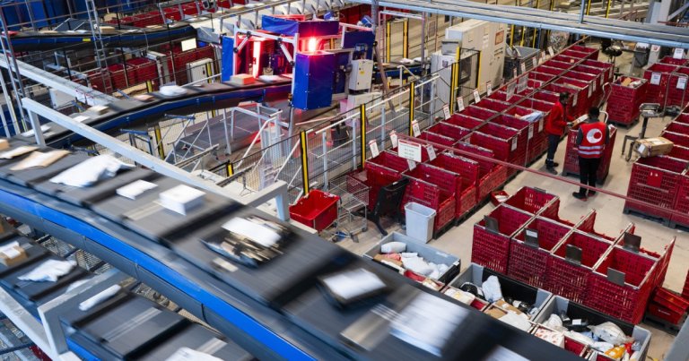 Mii de deținători, notificați de forțele armate norvegiene că proprietățile și averile lor ar putea fi luate în cazul unui conflict armat.