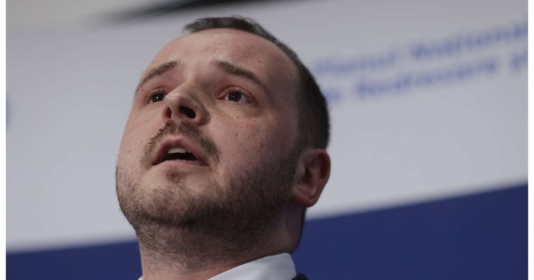 Ministrul Sănătăţii cheamă sindicatele şi asociaţiile profesionale la negocieri săptămâna viitoare referitoare la gărzile de 12 ore.