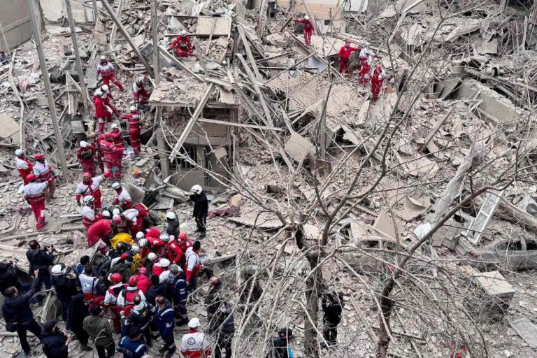 „Ali Larijani a fost distins cu binecuvântarea sublimă a martiriului - Iranul anunță oficial moartea sa”