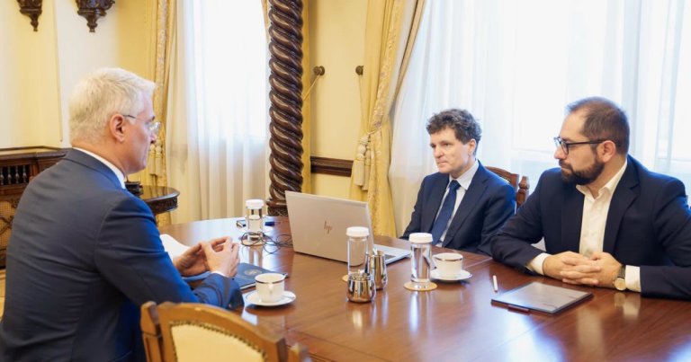 Nicuşor Dan: Este crucial ca, indiferent de desfăşurările politice, conducerea să intervină pentru ca...