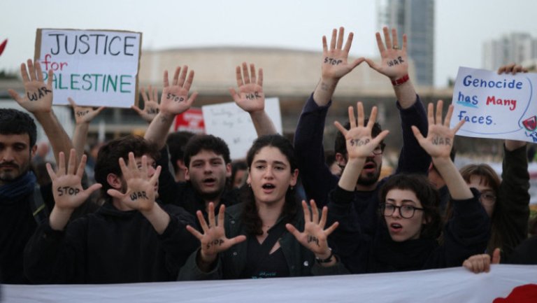 Proteste în Tel Aviv împotriva conflagrației cu Iranul: „Nu atacați, discutați!”. Coliziuni violente cu...