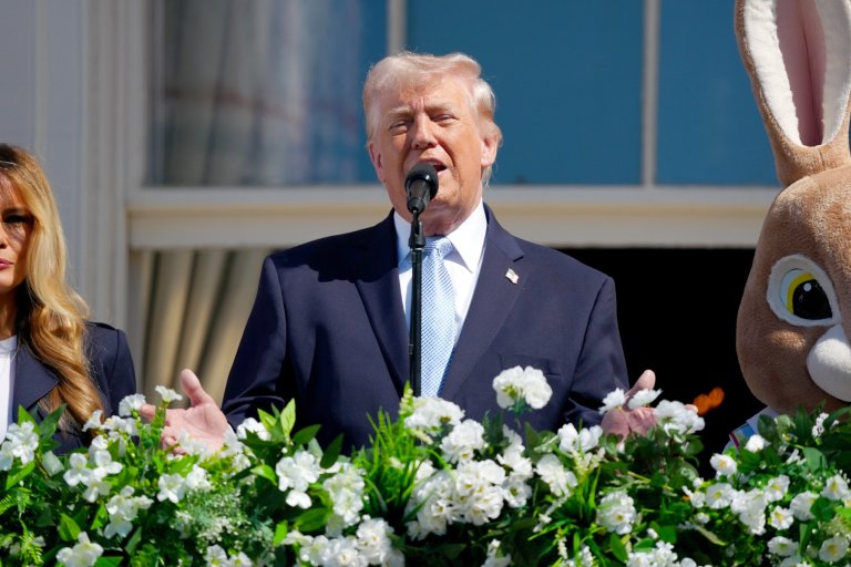 Trump declare că termenul-limită pentru Iran, care se încheie marți, este definitiv: „Sunt obligat să întreprindă anumite acțiuni”