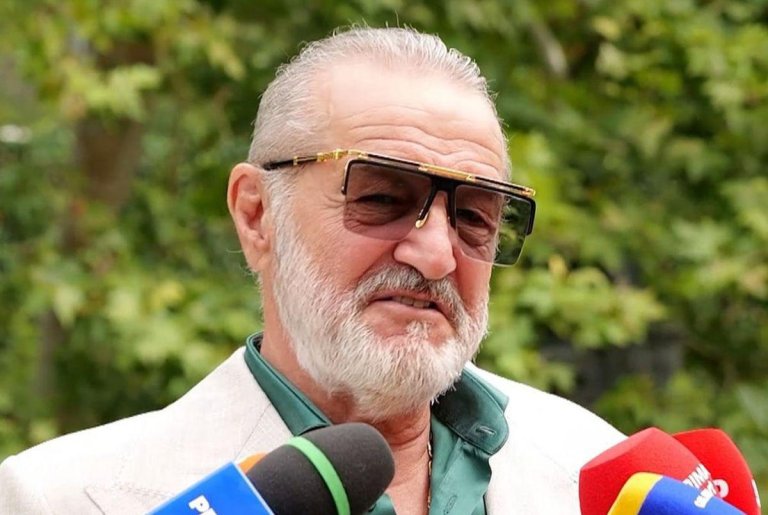 „Mă ofensezi!” » Gigi Becali răstoarnă barajul pentru Conference League între FCSB și Dinamo: „Mă pui în aceeași oală cu Kopic? Eu sunt la nivelul lui Guardiola”