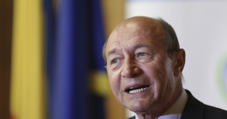 Traian Băsescu reproșează PNL pentru lipsă de responsabilitate: „Din cauza unui individ, oprește națiunea”