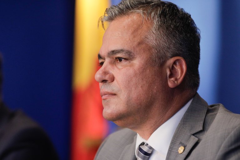 Mesaj codificat al unui ministru USR destinatar Adrian Veștea