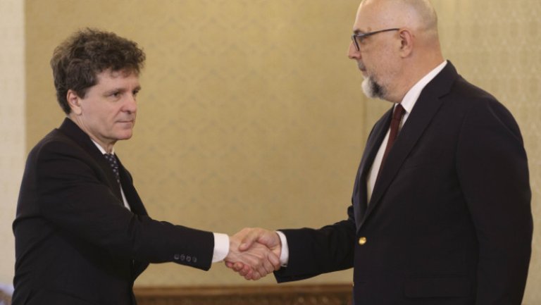 Nicușor Dan cere formațiunilor să submită sugestii pentru un guvern minoritar