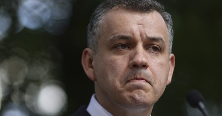 Prima „părăsire” din Guvernul propus de Tomac, înainte de vot: Adrian Papahagi își dă demisia...