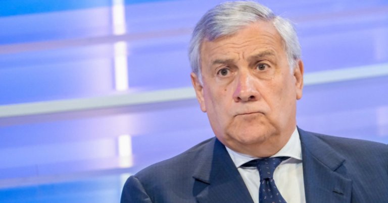 Italia are de gând să ceară suspendarea Spaniei din Spațiul Schengen. Motivul menționat de Antonio Tajani.