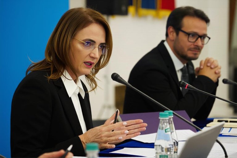 „Reacție puternică din partea Înaltei Curți față de decizia anunțată de Bolojan referitoare la datoriile salariale ale judecătorilor: „Este neobișnuită”.”