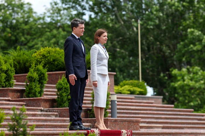 Probabilitatea ca R. Moldova să abandoneze independența pentru a se alătura UE: studiul internațional al scenariului unirii cu România.